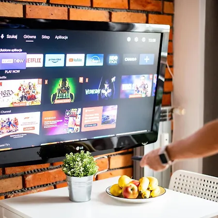 Center Modern Flat With Skyline View -15th Floor! #smart Tv #fast Wi-fi #metro Warszawa