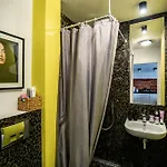 Center Modern Flat With Skyline View -15th Floor Apartment *